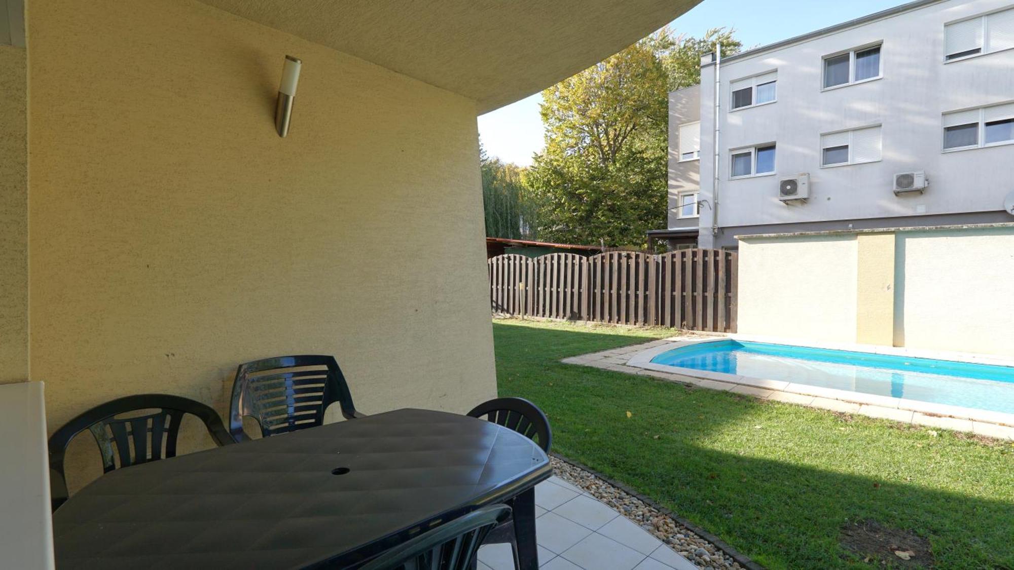 Yellow Sun Apartman Siofok Exterior photo